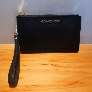 Michael Kors Saffiano Wallet Wristley